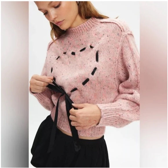 Urban Outfitters Sweaters - NWT Urban Outfitters Kimchi Blue Elise Heart Ribbon Bow Crew Neck Sweater